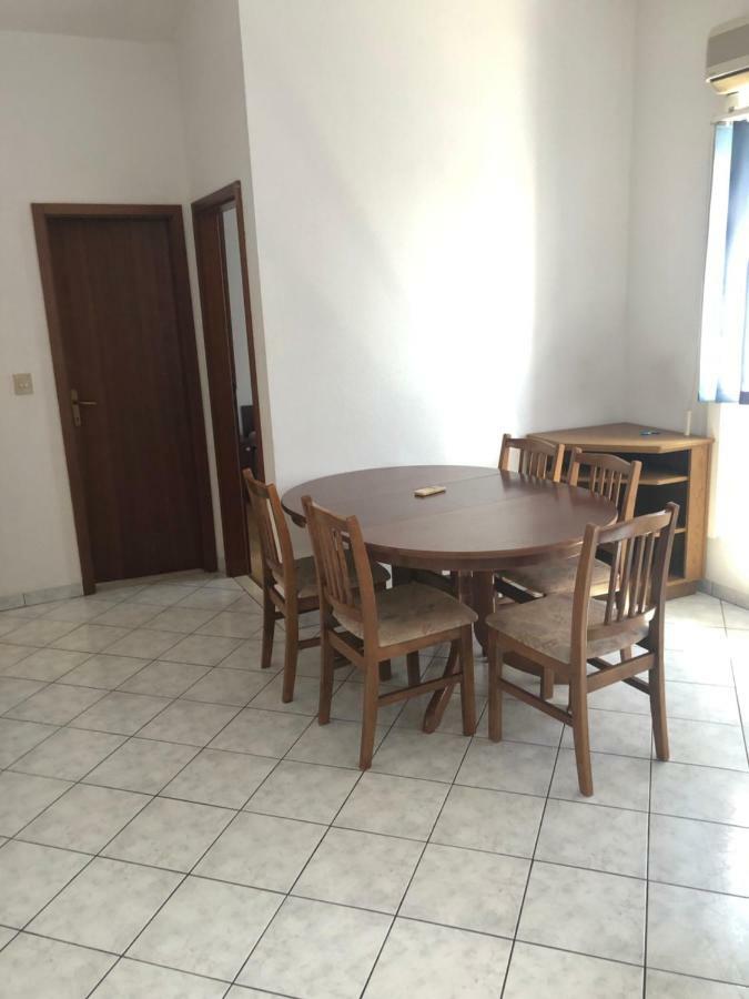 Apartments With Private Parking Baska Voda Exterior photo
